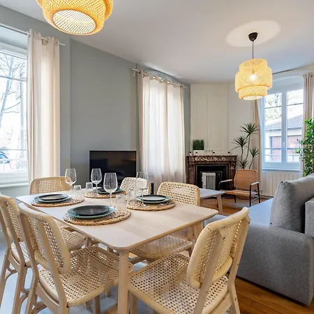 Le Cocon Urbain Maison, 6 Personnes, Avec Parking Proche Tram Et Metro *