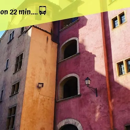 Apartment Le Cocon Urbain Maison, 6 Personnes, Avec Parking Proche Tram Et Metro